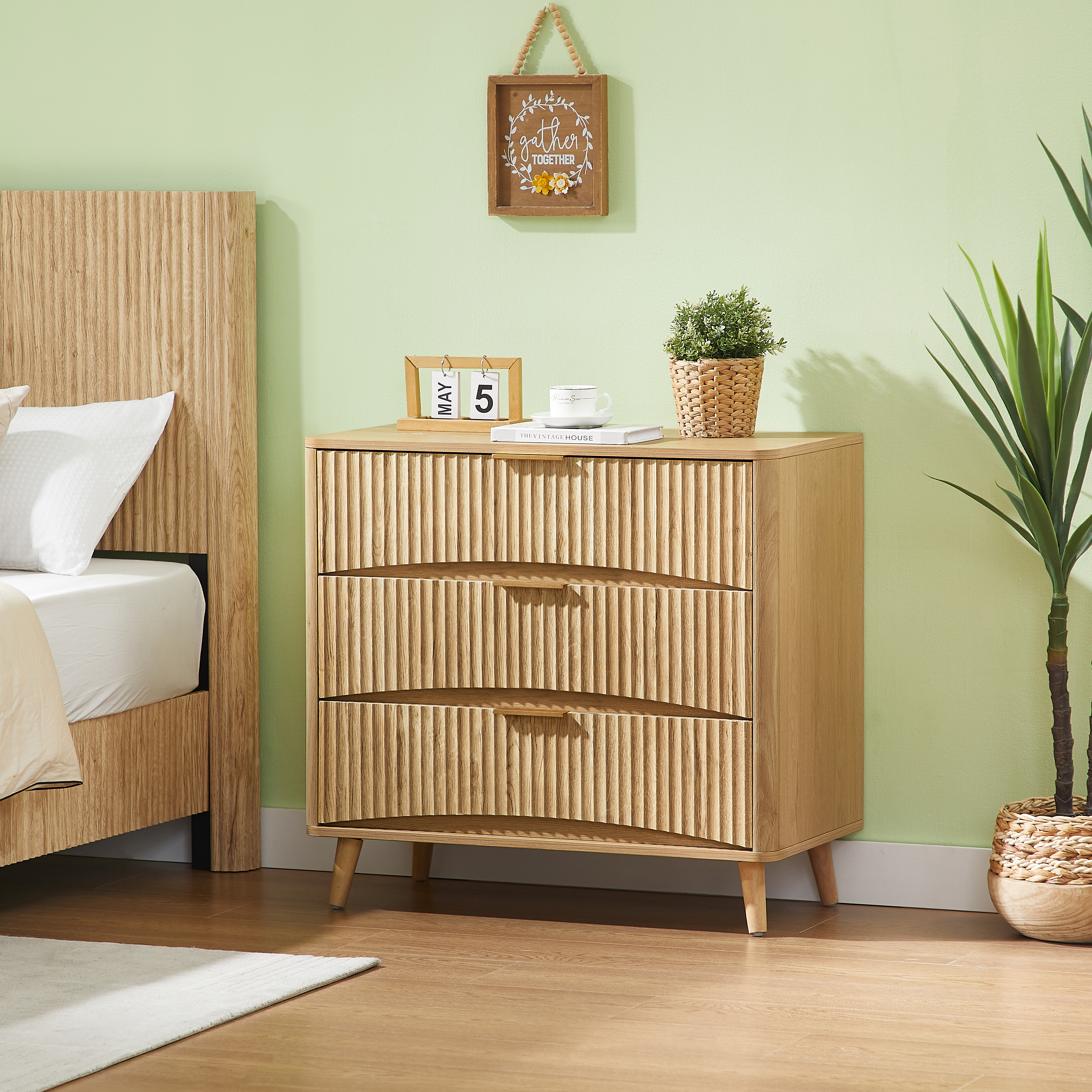 galleryImage